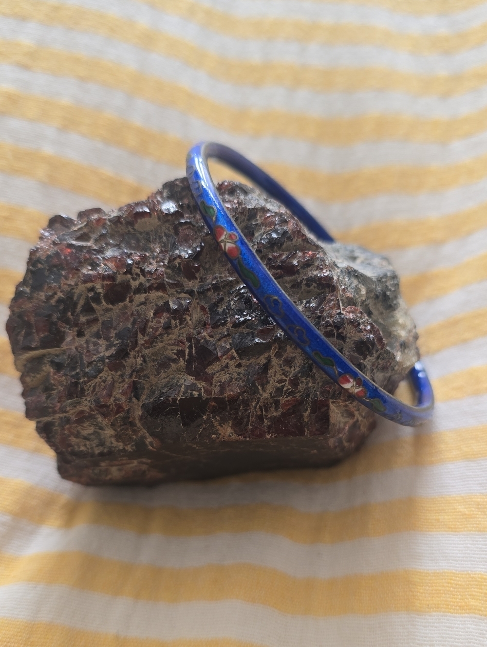 Blue Floral Cloisonné Bangle Bracelet - Women's Elegant Enamel Jewelry